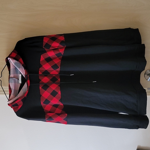 Tops - Red plaid hooded sweatshirt